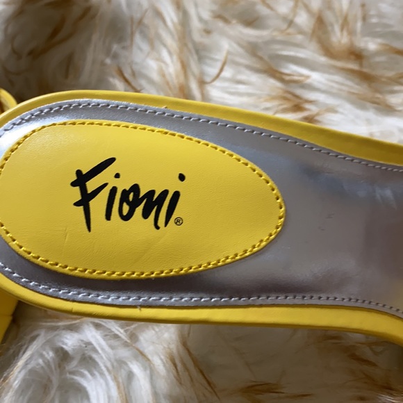 Brand:Fioni size:9w color:yellow - Picture 5 of 7